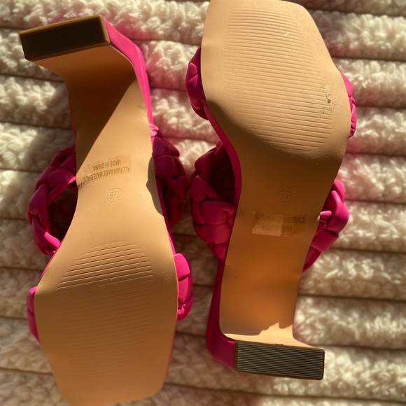 NWOT Pink Braided Women's High Heel Sandals- Block Heel - Picture 4 of 7
